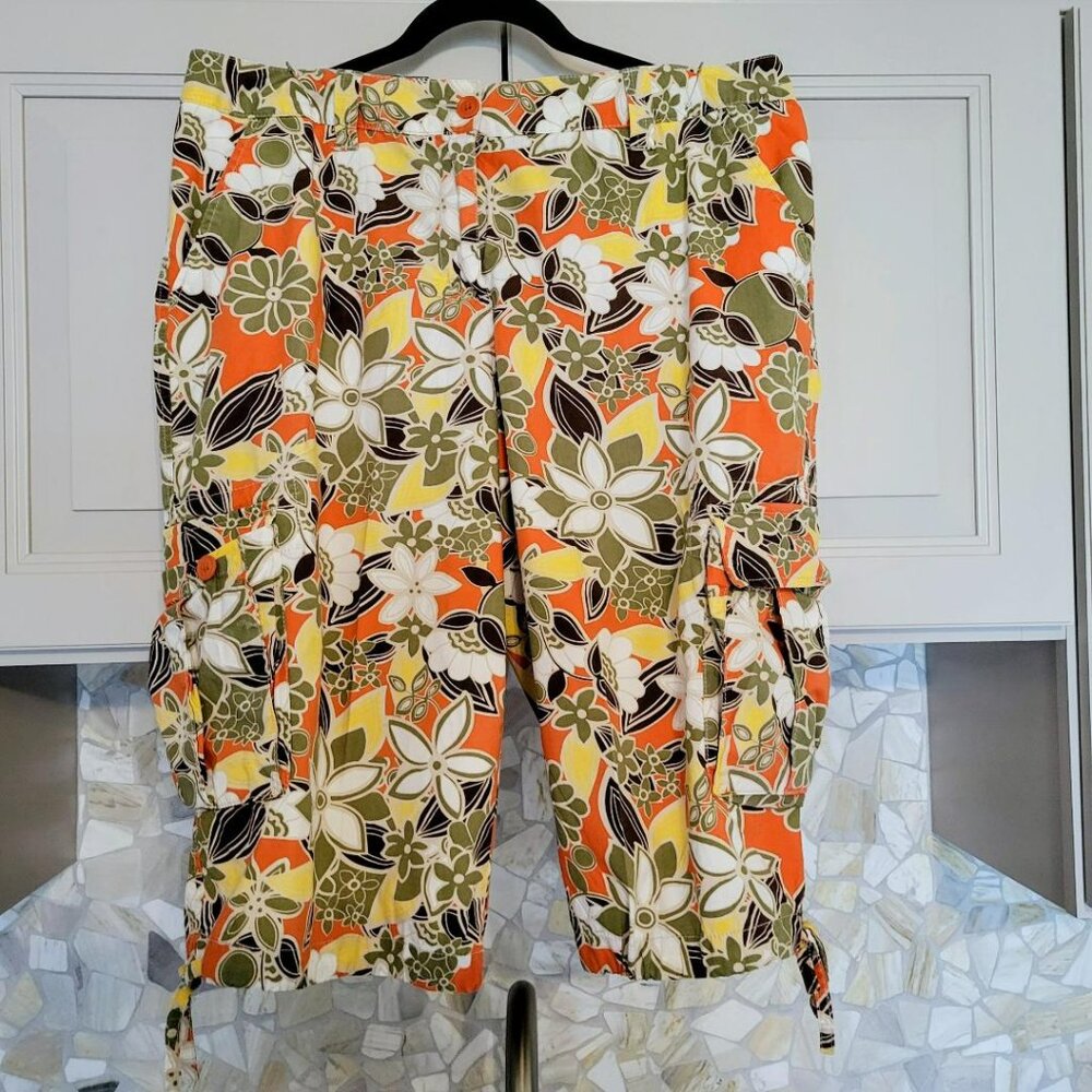 Style $ Co. Ladies Floral Cargo Pants, Size 14,